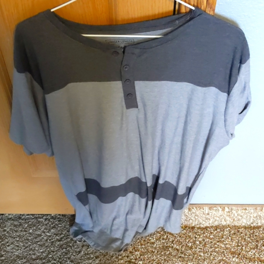 Men's Carbon Multi color button up t-shirt | sz: L